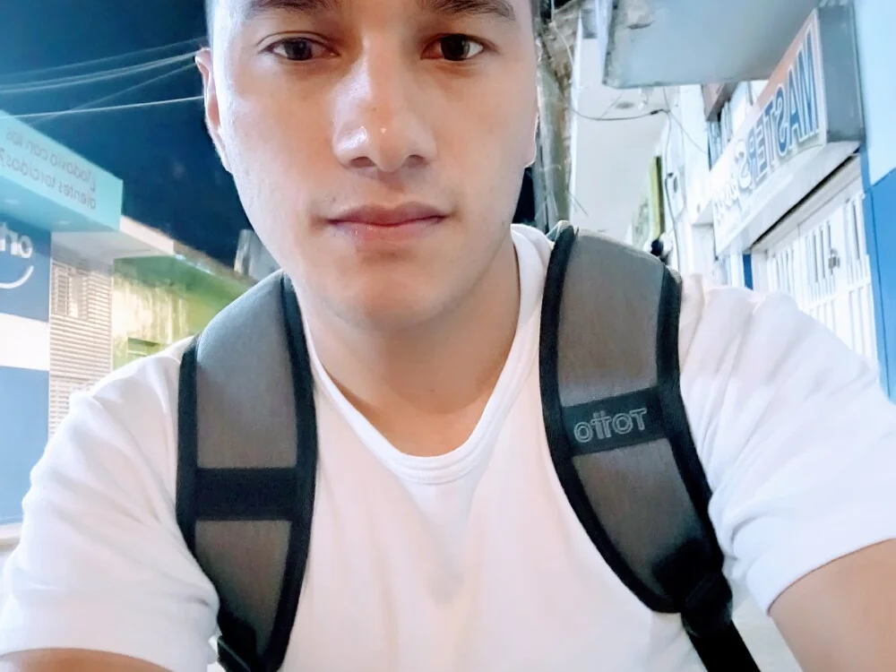 Pipilokito offline XXX-chat