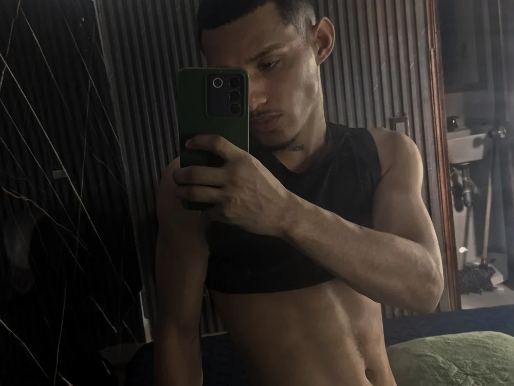 Camilo_Contreras Chat XXX Ngoại tuyến