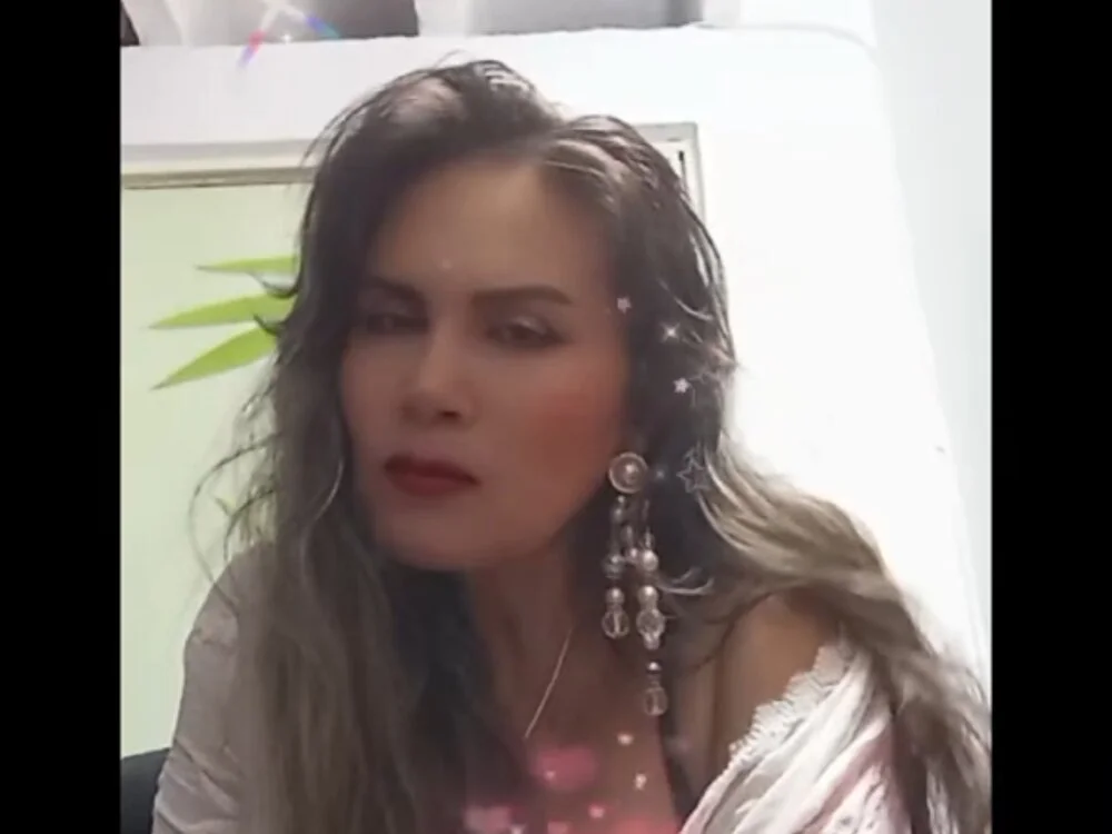 amandabakerx Chat XXX offline