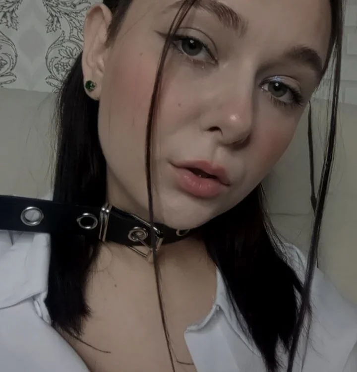 chloe_jenys cover photo