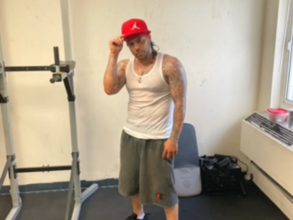 crazyplayboy13 offline XXX-chat