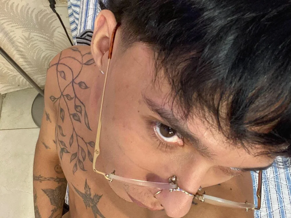 _alejo_xxx offline chatrum