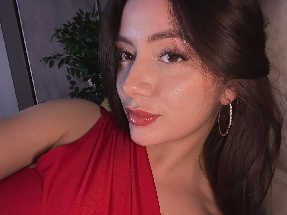 Sleepy_SIS Adlı Modelin Çevrimdışı XXX Sohbeti