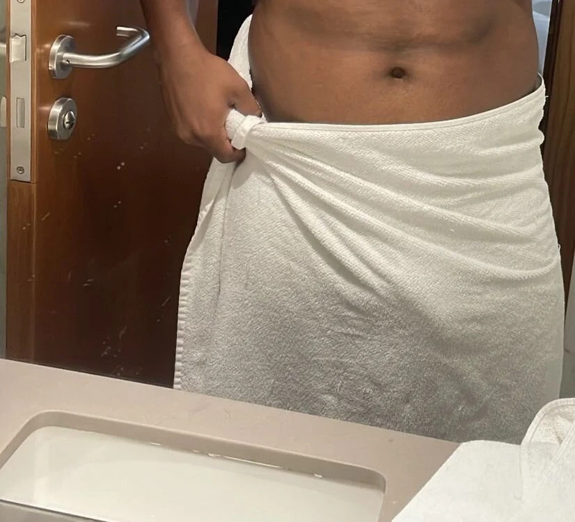 19cmmlknegron Offline XXX chat
