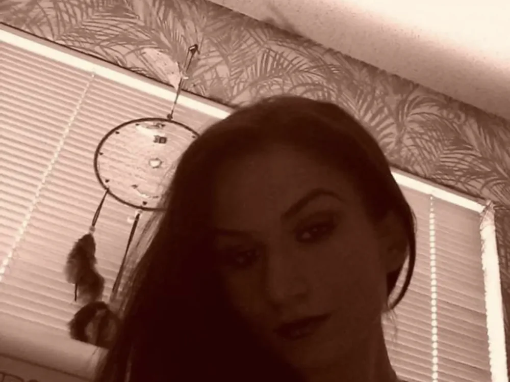 mrscandmrt Offline XXX-chat