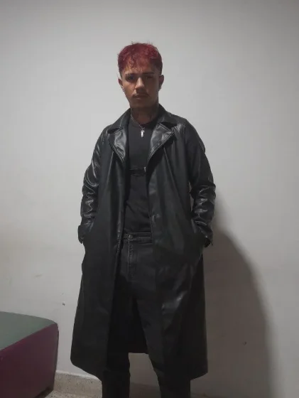 HannibalLester Chat XXX offline