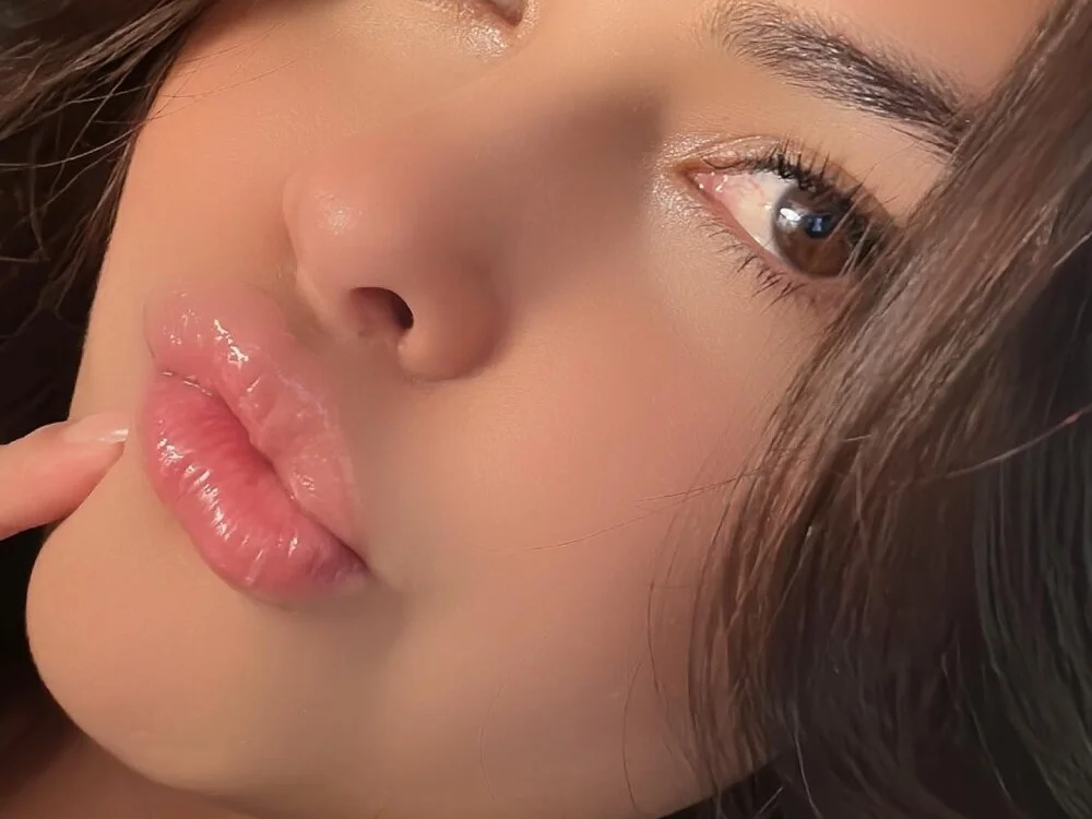 Nannicutee offline XXX-chat