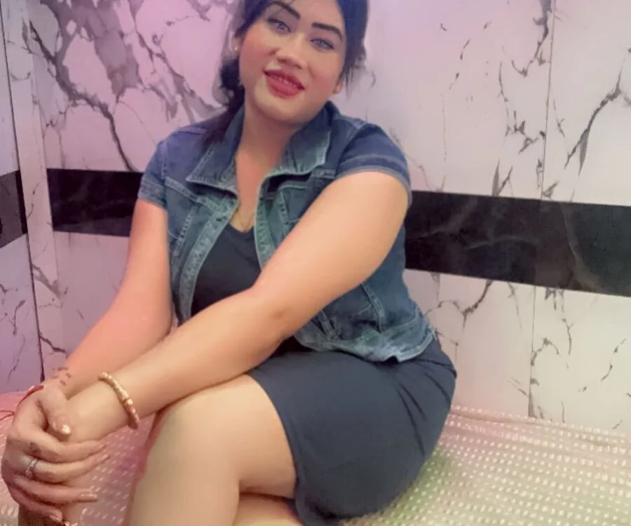 Saloni_slut Chat XXX offline