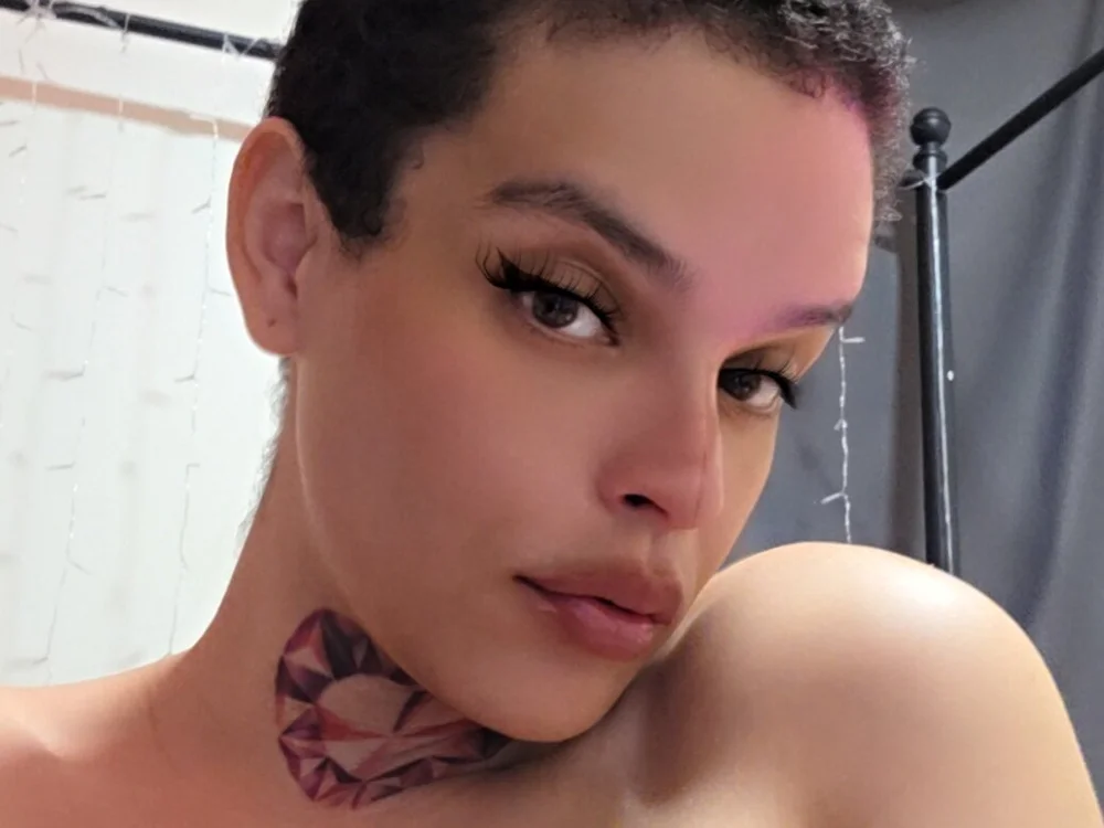 uriel7en: συνομιλία ΧΧΧ εκτός σύνδεσης