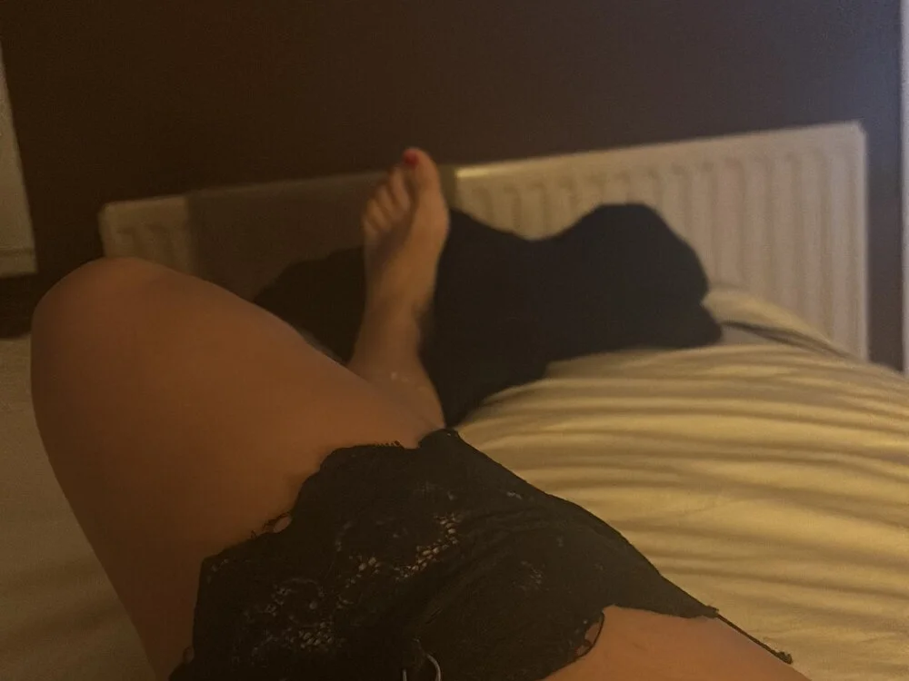 caramelandCurls' Offline XXX Chat