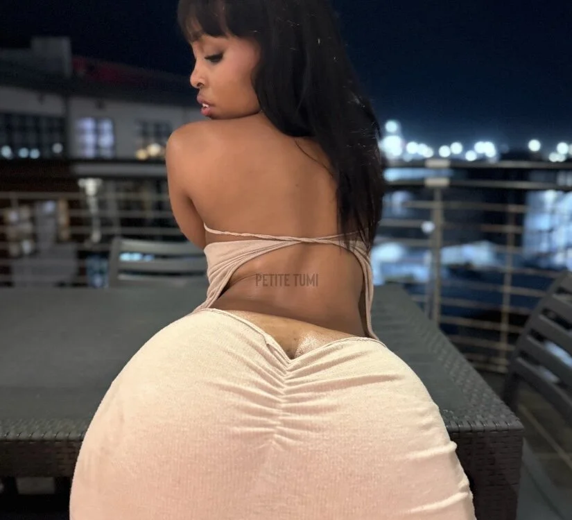 augastina98's Offline XXX Chat