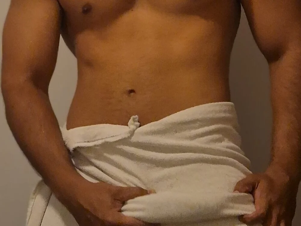 martinezv33 Chat XXX offline