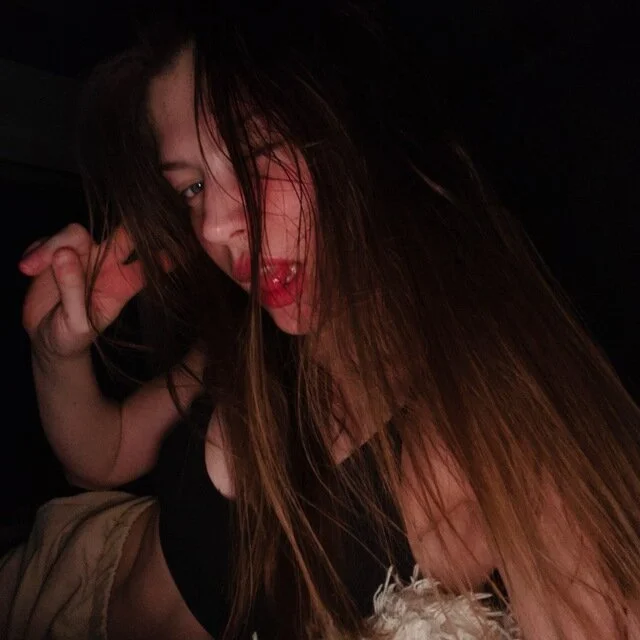 ห้องแชทออฟไลน์ของ TarynDobry