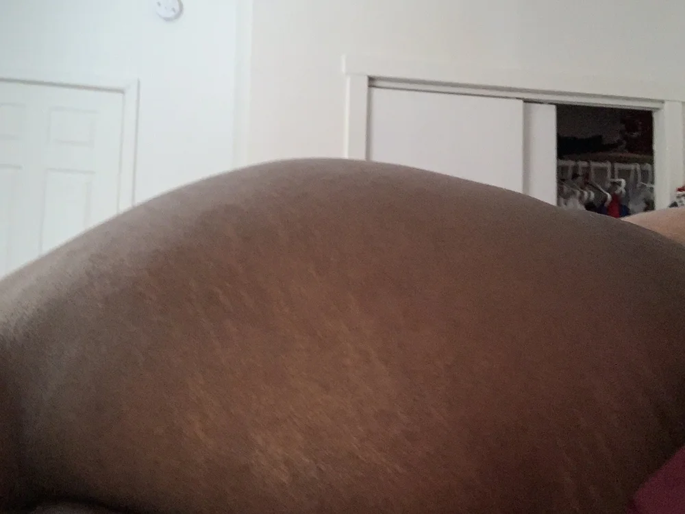 Greshay4u's Offline Chat Room