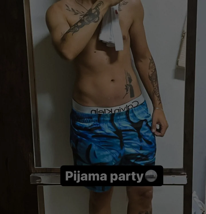 Offline XXX chat Fefe2805