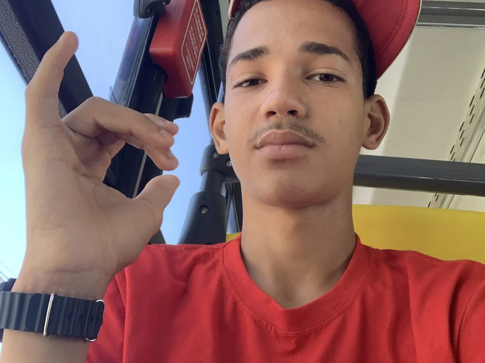 Ntzk17cm's Offline XXX Chat