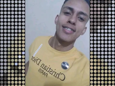 Roludo18cmrs Male Bottom Live Webcam Nude