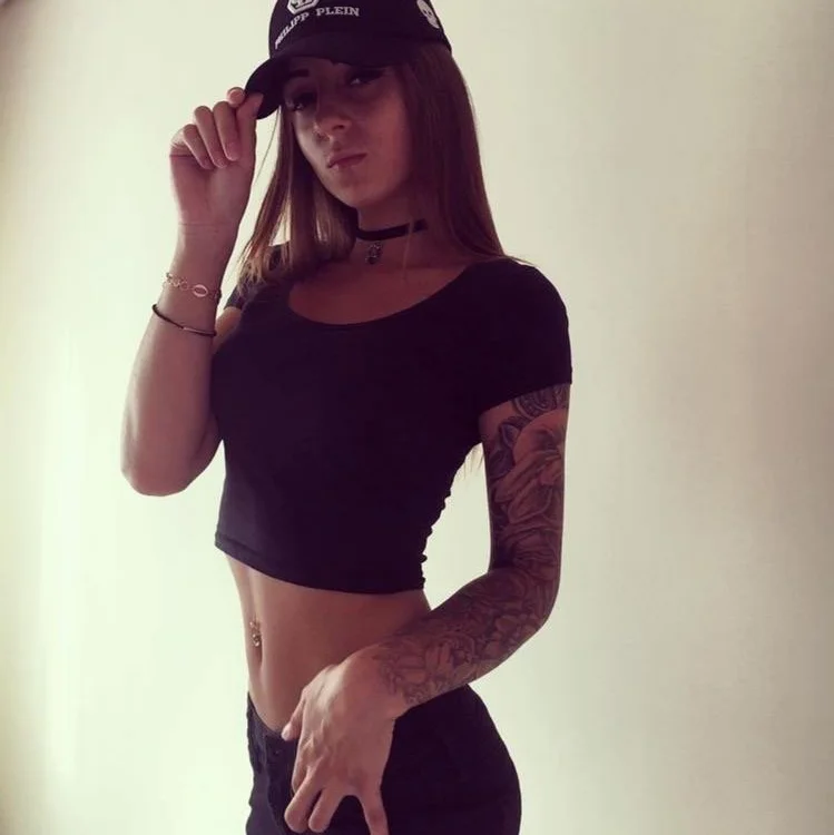 HaleyGerson's Offline XXX Chat