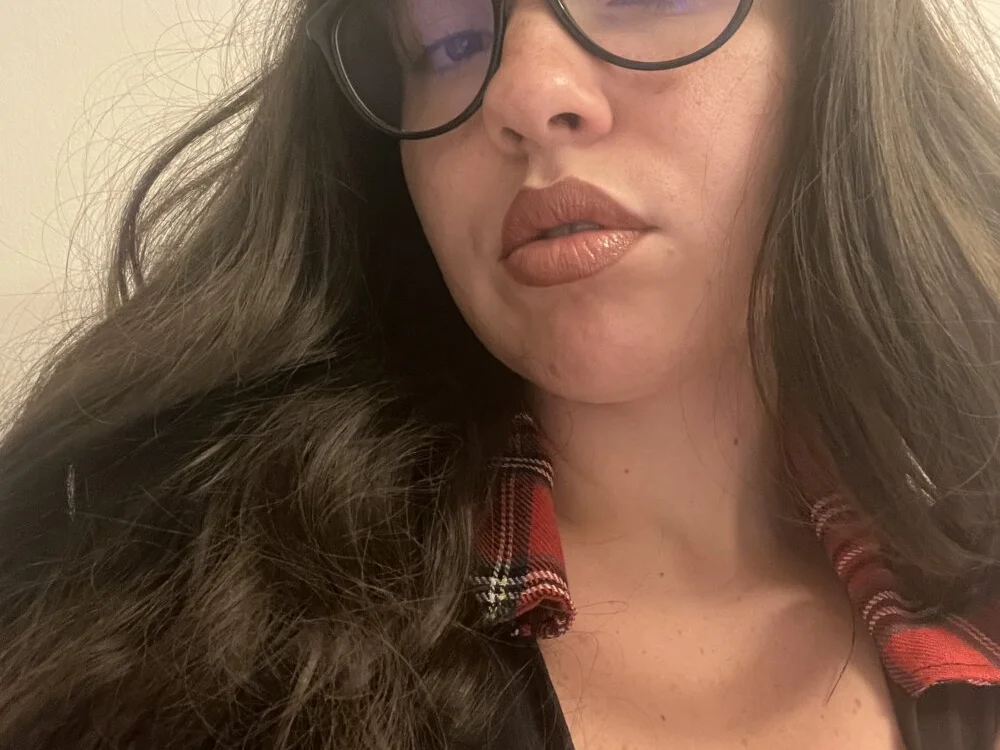 miss_AlyshaのオフラインXXXチャット