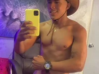 Austihn's webcam live show