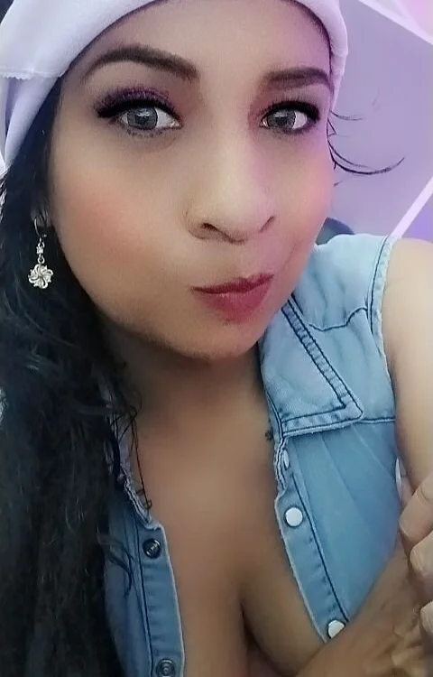 Alejandra_Heel offline chatrum