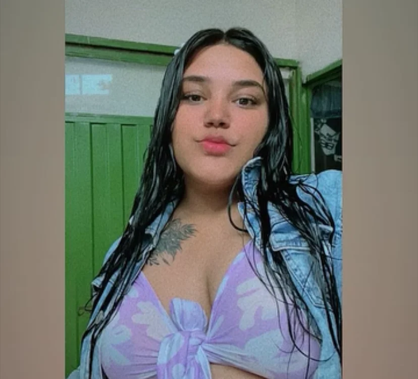 alisson_princess 離線 XXX 聊天