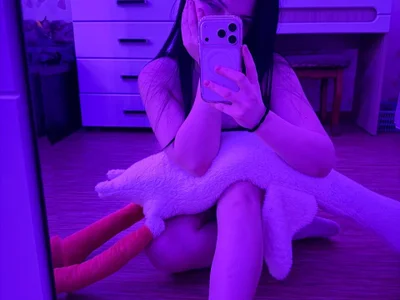 Lilchich Female Stripteasewhite Online Cam Naked