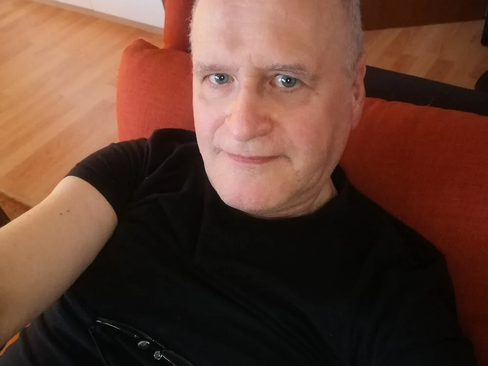 Schokolade1970's Offline XXX Chat