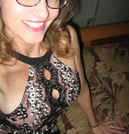 cumm4heather's Offline XXX Chat