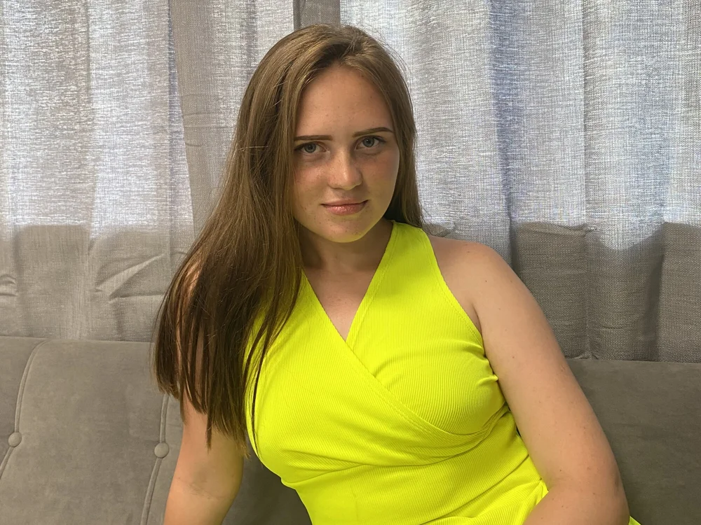 MariaHall's Offline Chat Room