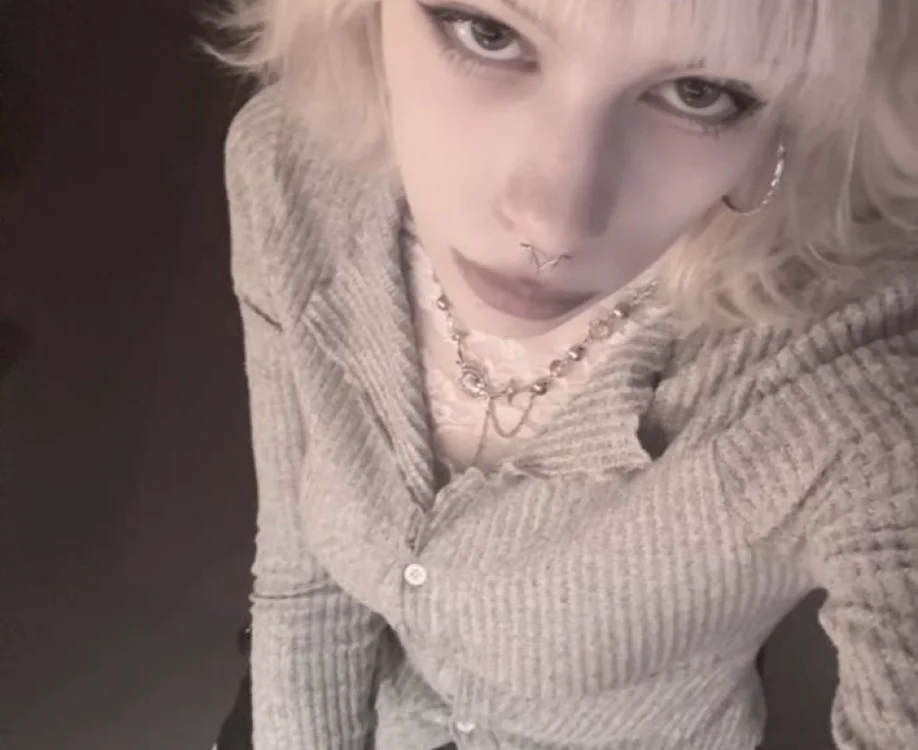 Askalissa's Offline XXX Chat