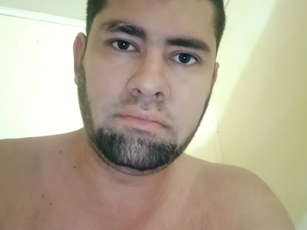 ricoteee's Offline Chat Room