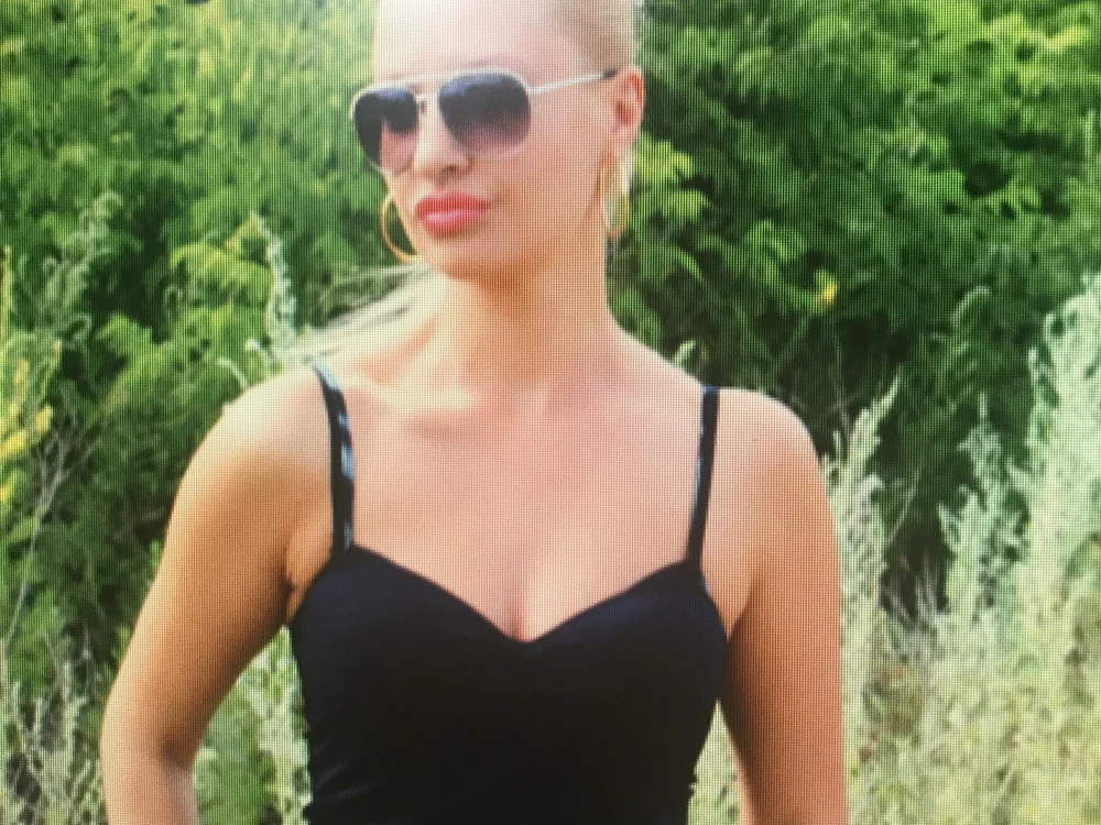 MirabellaRed's Offline XXX Chat