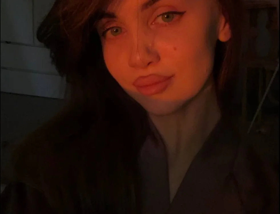 keepmewarmmm Offline XXX Chat