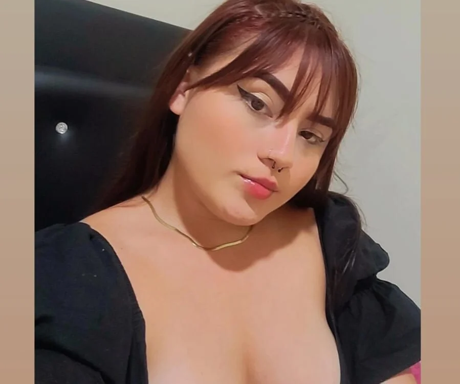 Zoe_paris Offline XXX-Chat