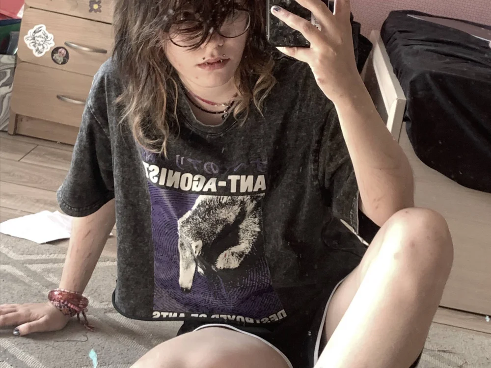 whiny_emo_boi offline XXX-chat