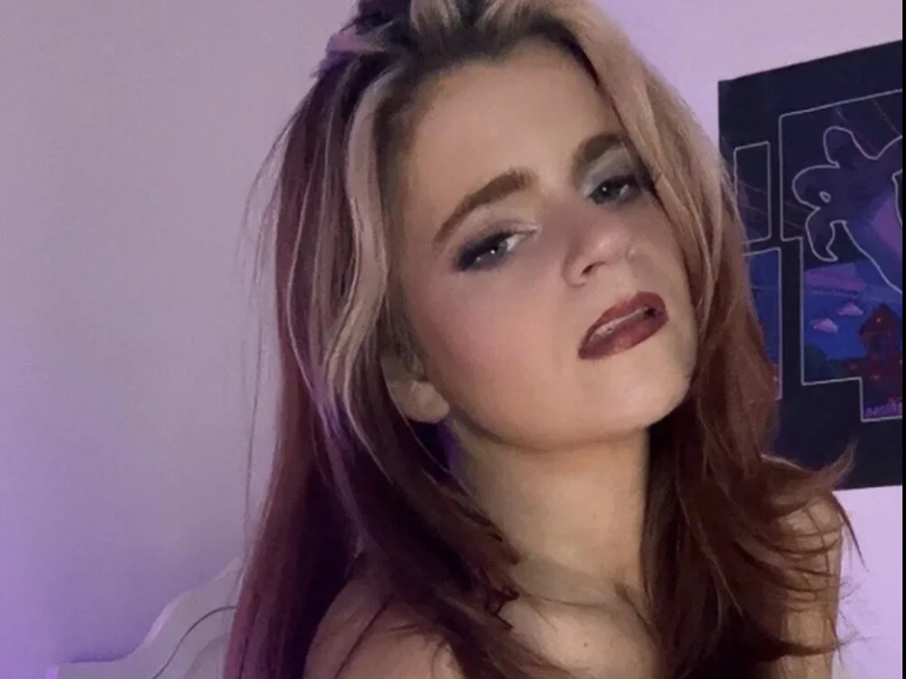 VeronicaFoxxxXO Offline XXX-Chat