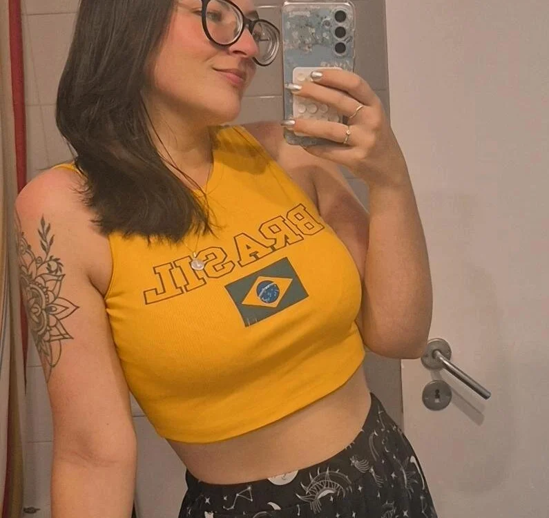 a_brasileiraa Live Sex Cam