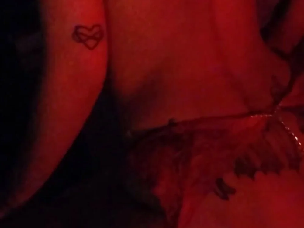 Chat XXX offline de isahdora