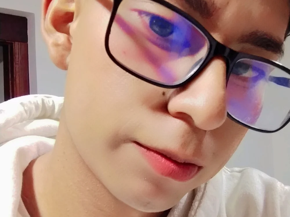 Mateo36647's Offline XXX Chat