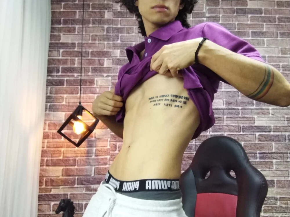 andres_ocasio's Offline XXX Chat