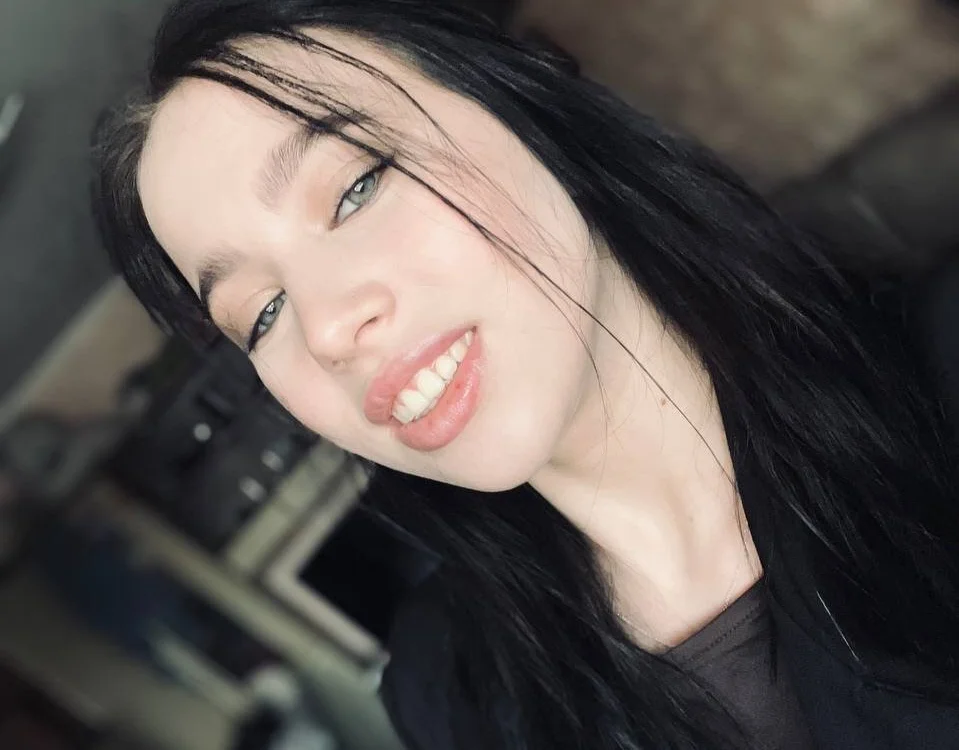 amanda-miki: συνομιλία ΧΧΧ εκτός σύνδεσης