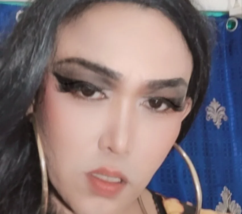 Tranishasha offline XXX-chat