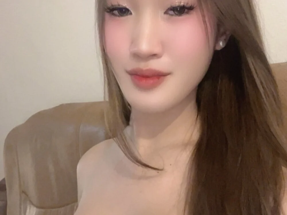 Chat +18 off-line de megumi_yoshida