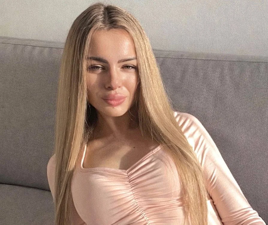 Chat +18 off-line de Lina_Avery