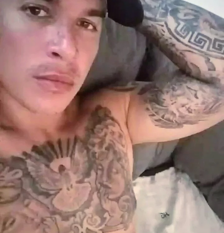 Chatroom XXX hors ligne de Luizz71