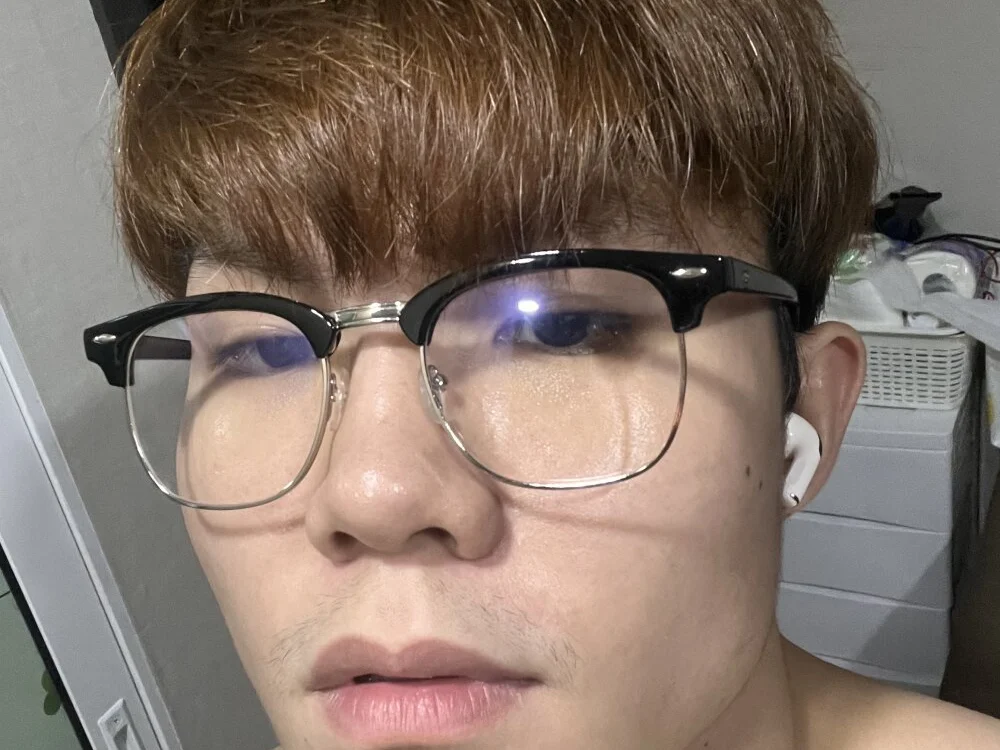 thehornyboyz offline XXX-chatje