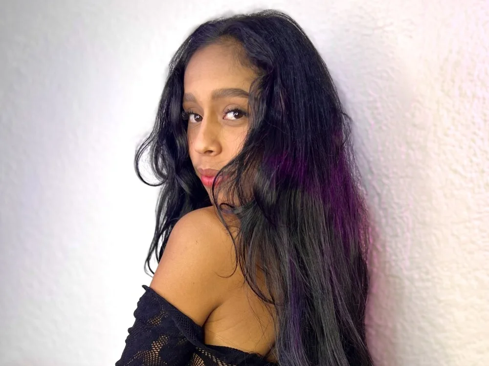 misty_noiren Offline XXX chat