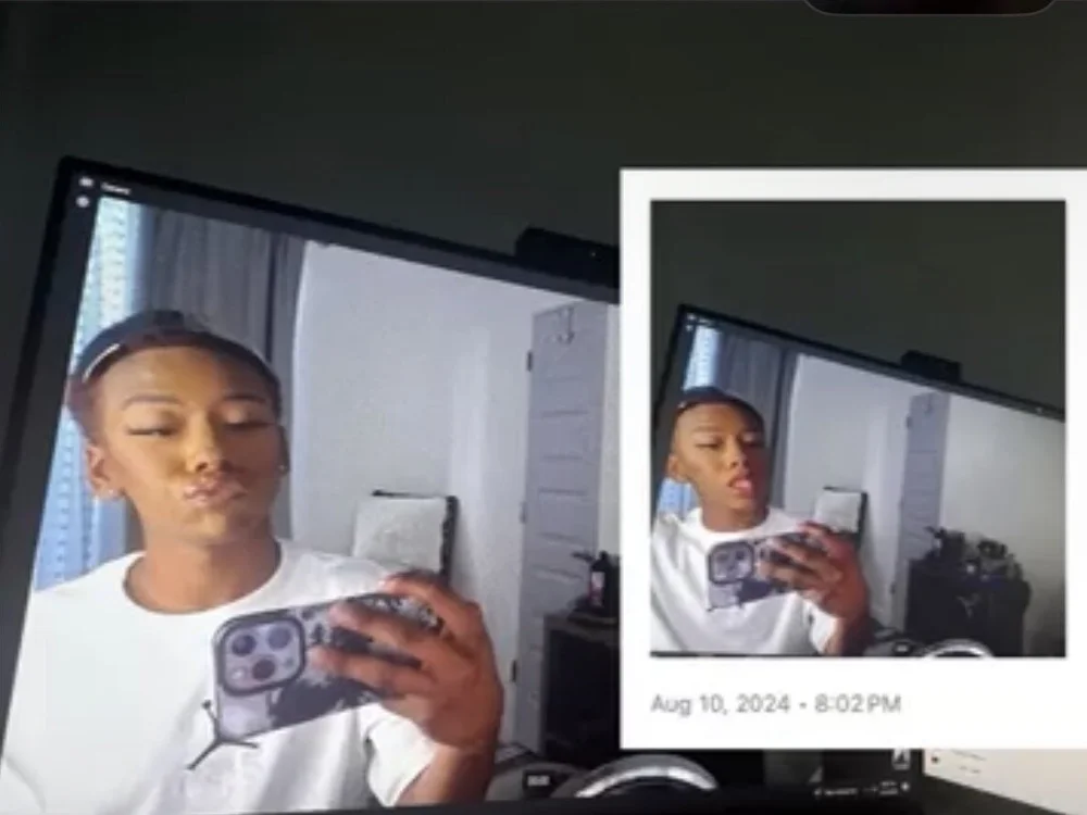 iiiamdareon's Offline XXX Chat