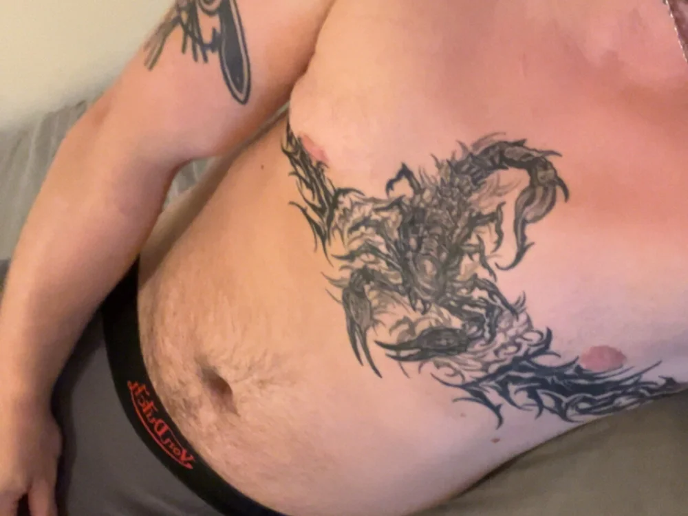 Transluv33's Offline Chat Room